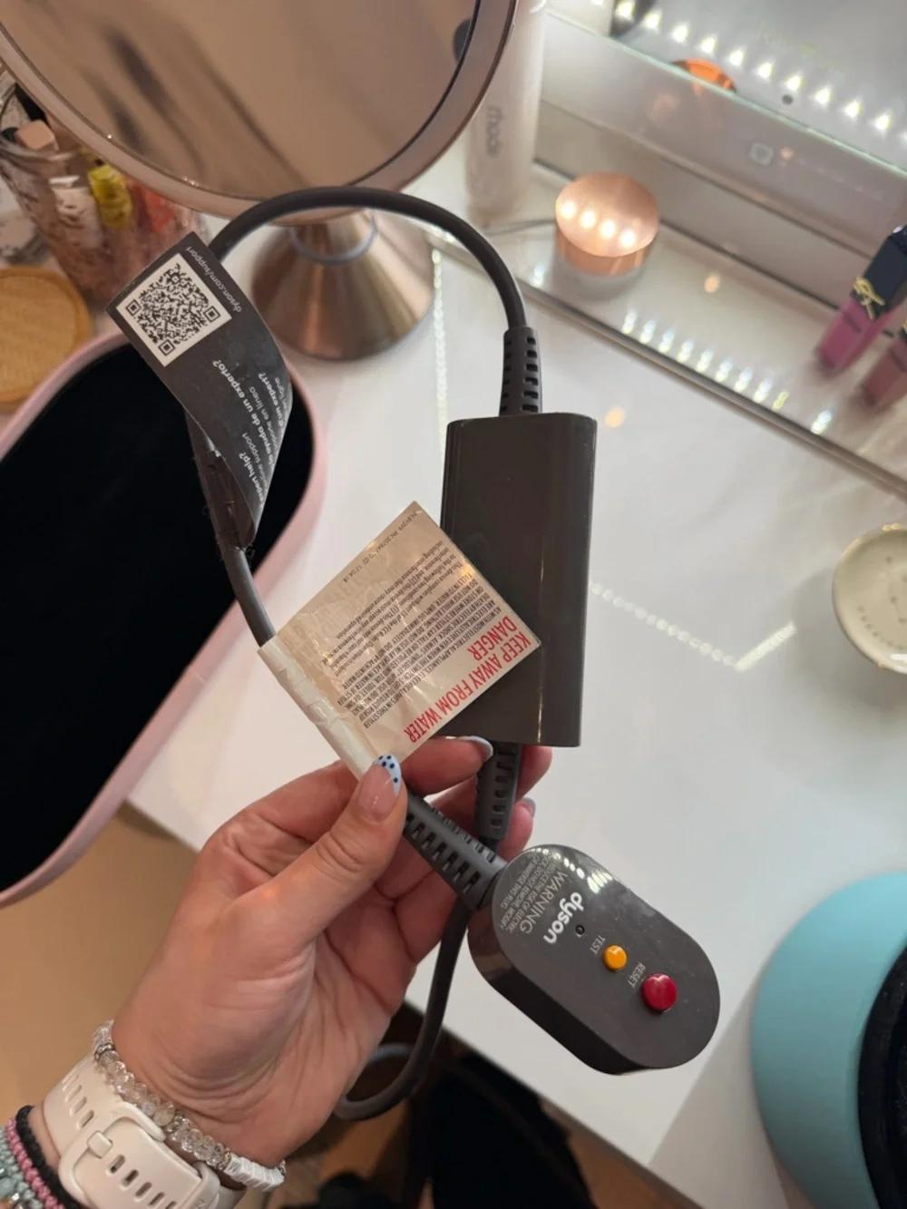 Dyson airwrap styler tool - Picture 5 of 9